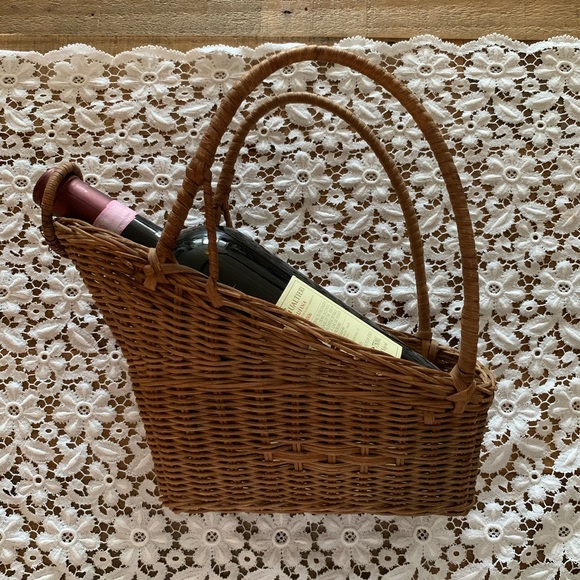 Vintage Other - Vintage wicker raffia straw wine cradle 1280